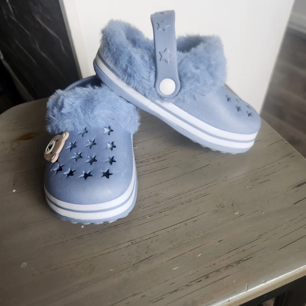 Koala Cozy Blue Star Kids Fur Lined Croc Like Slides